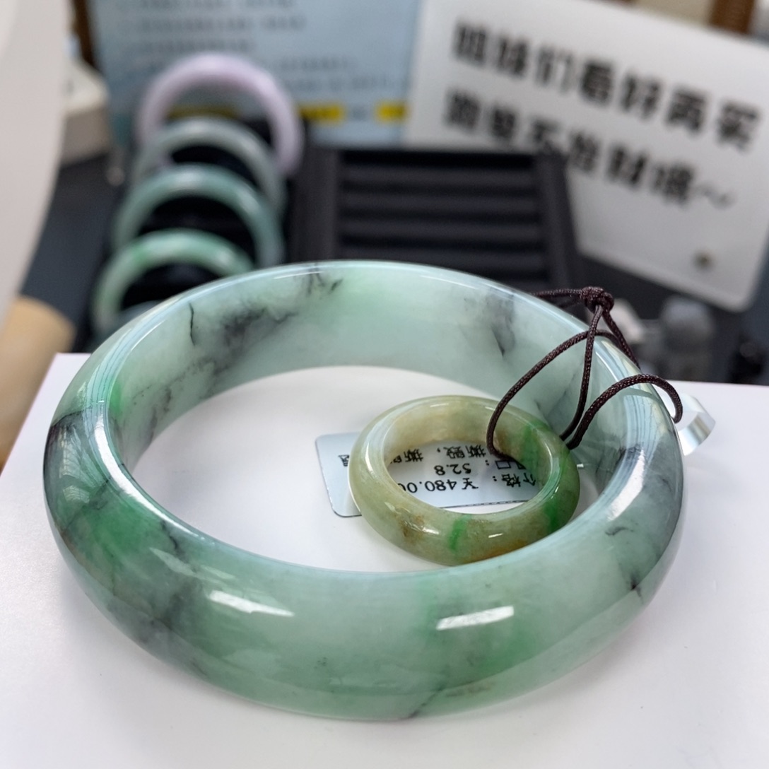 未镶嵌手镯翡翠翡翠手镯
