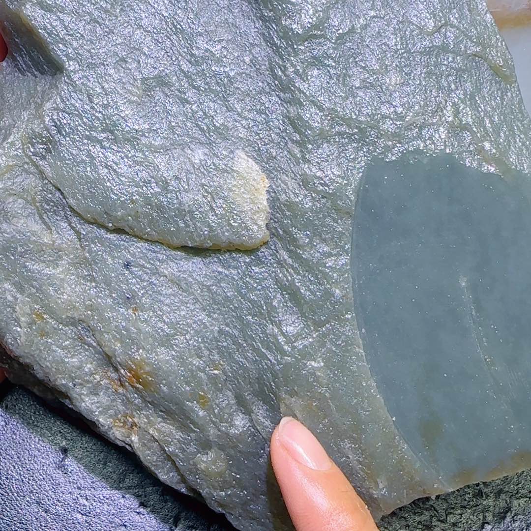 大***子和田玉未镶嵌珠宝半成品