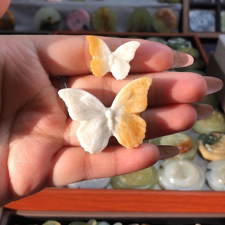 蛇纹石玉未镶嵌岫玉吊坠