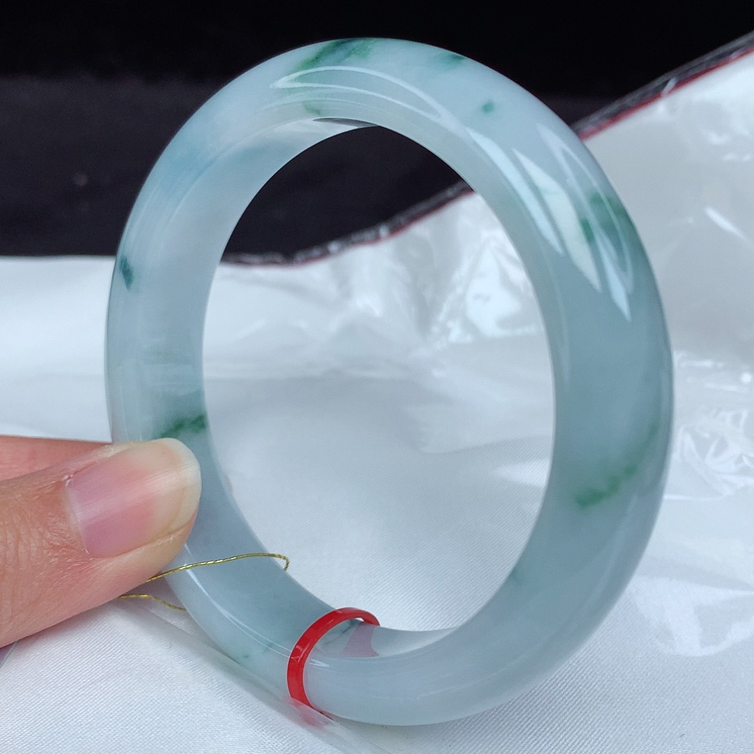 翡翠手镯未镶嵌59圈3465