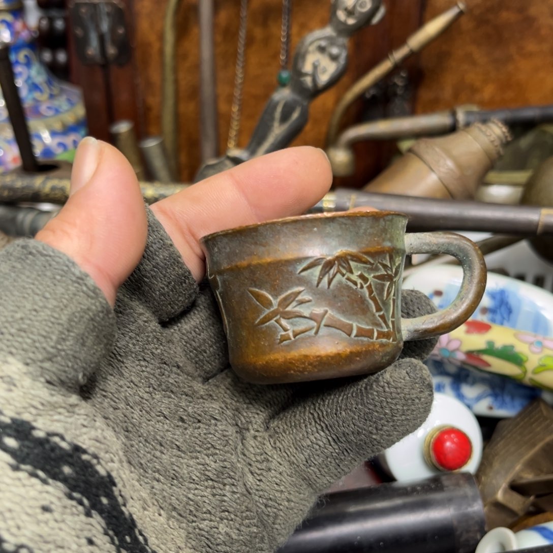 老***~我们都是很好的朋友