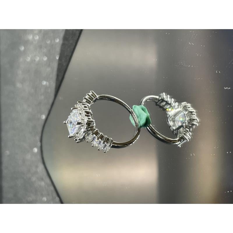 [南非甄选】 NFZX 高端定制 LC-205 豪镶四爪白色戒指