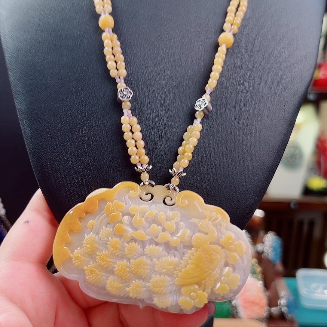 颈饰翡翠未镶嵌国风