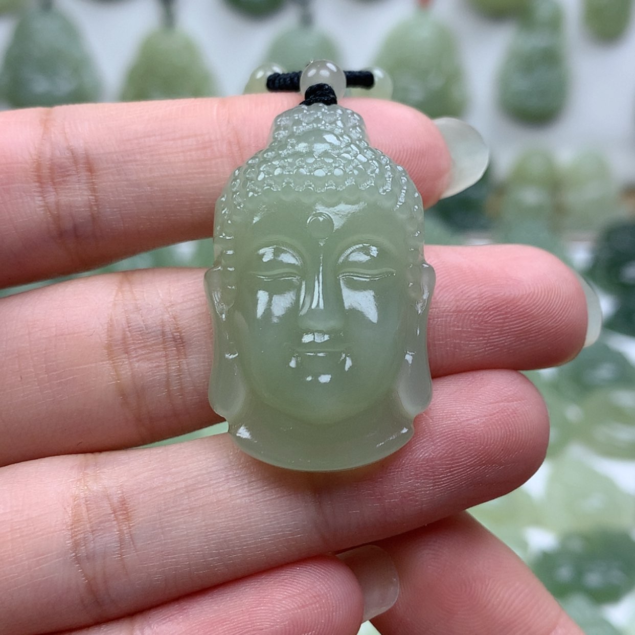 【闪购商品】颈饰未镶嵌和田玉