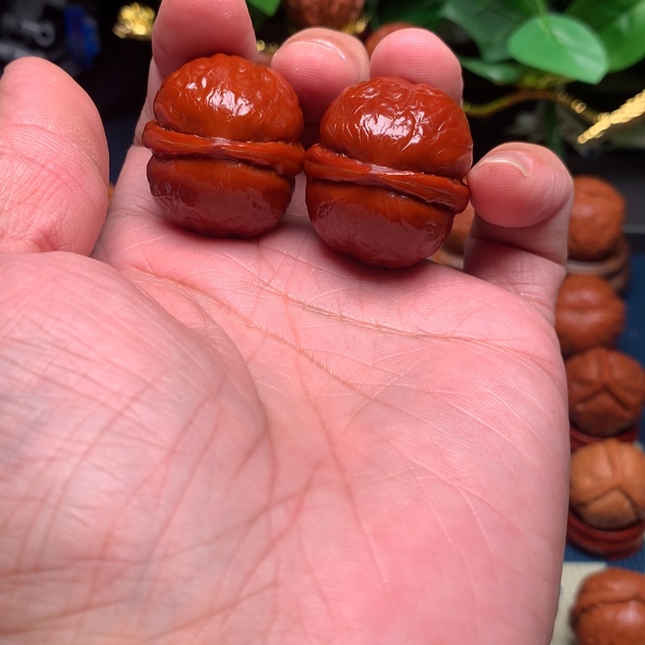 把件桃核浩*野生小手捻