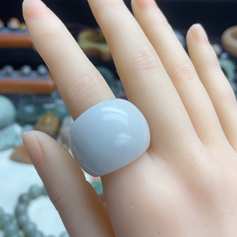 【闪购商品】石英质玉手镯52未镶嵌