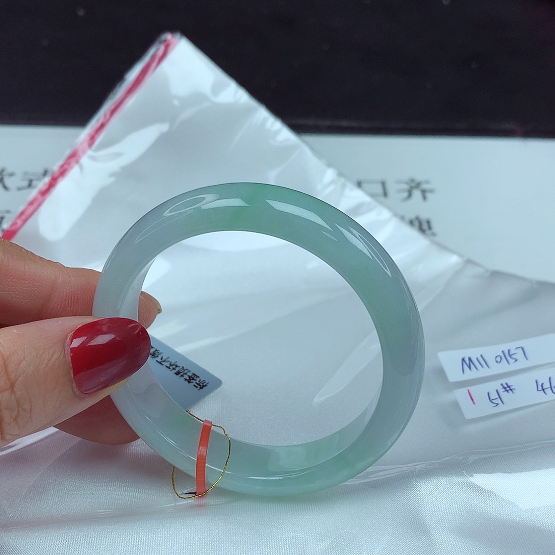 翡翠手镯未镶嵌51圈0157