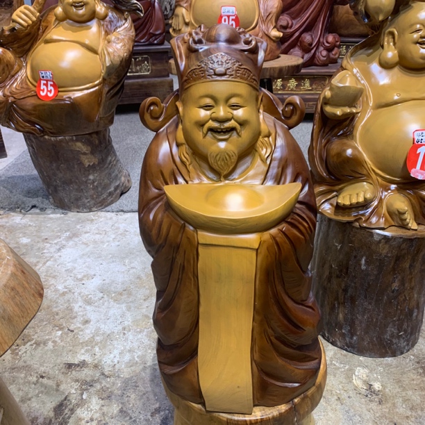 香樟木桌面摆件财爷