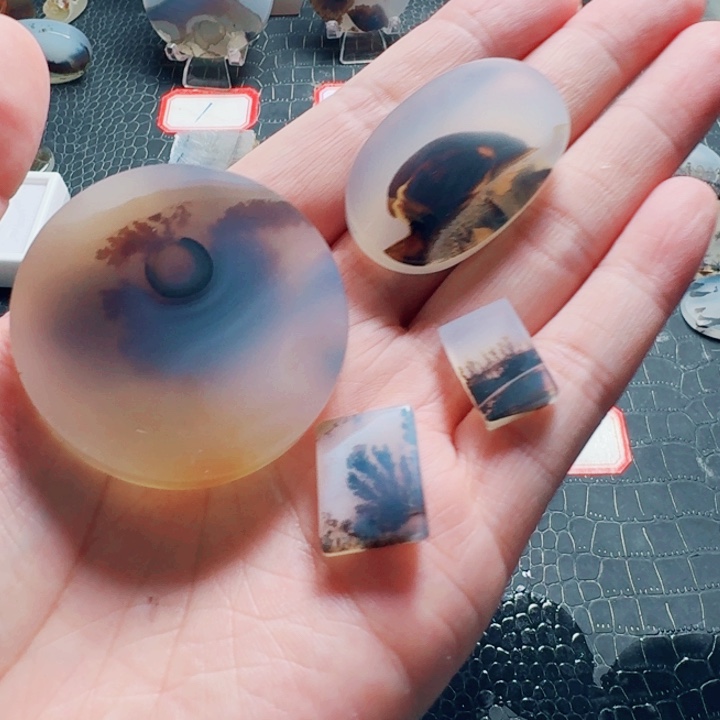 玛瑙/玉髓颈饰合金酸*萄