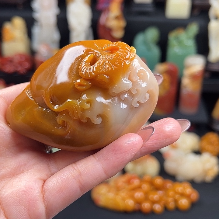 寿山石老性芙蓉石