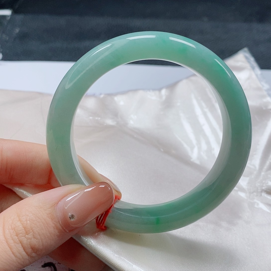 【闪购商品】未镶嵌手镯翡翠494号