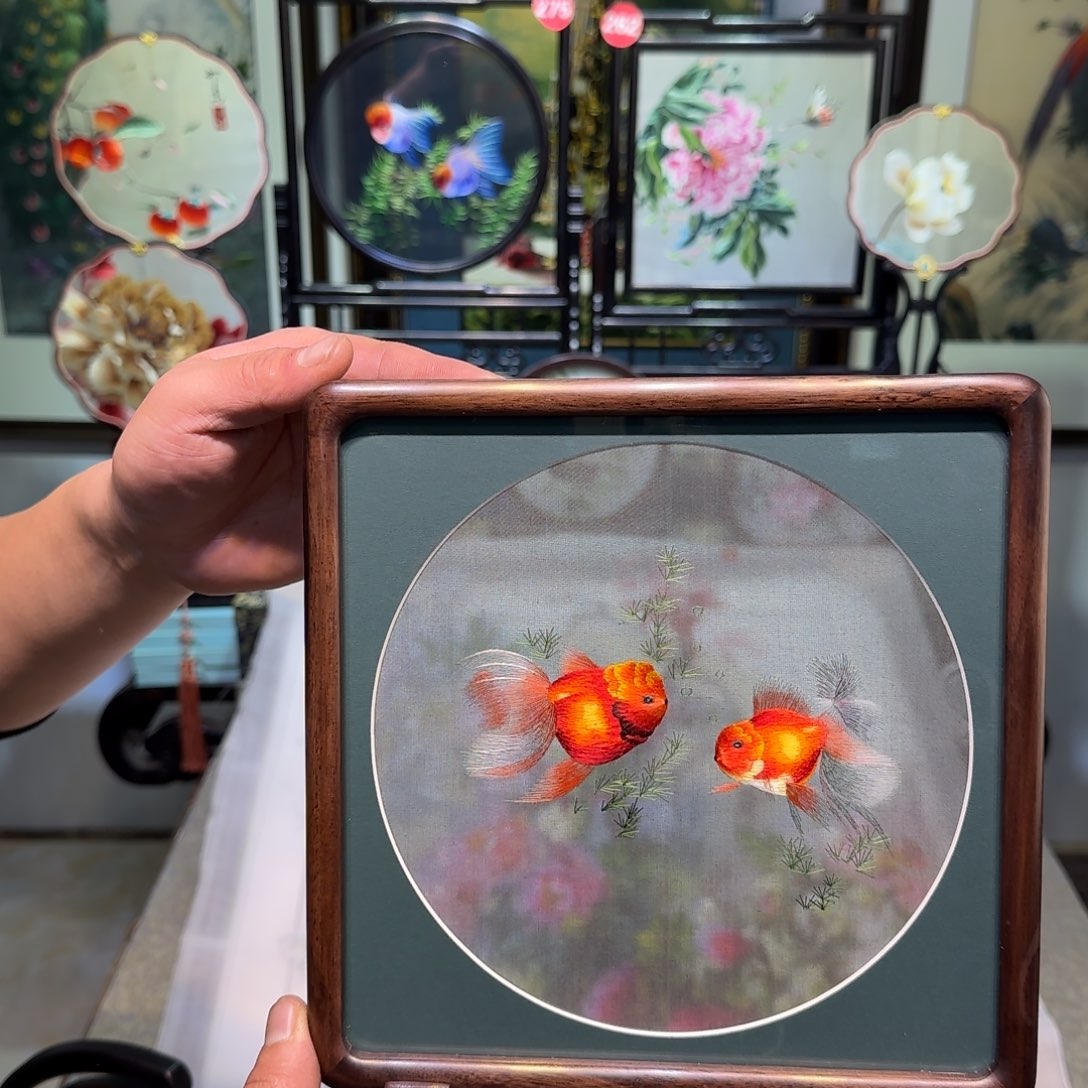 刺绣刺绣工艺精湛