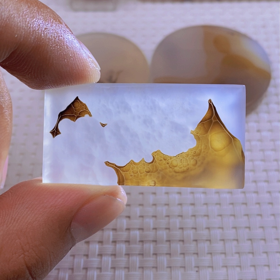 玛瑙/玉髓颈饰未镶嵌