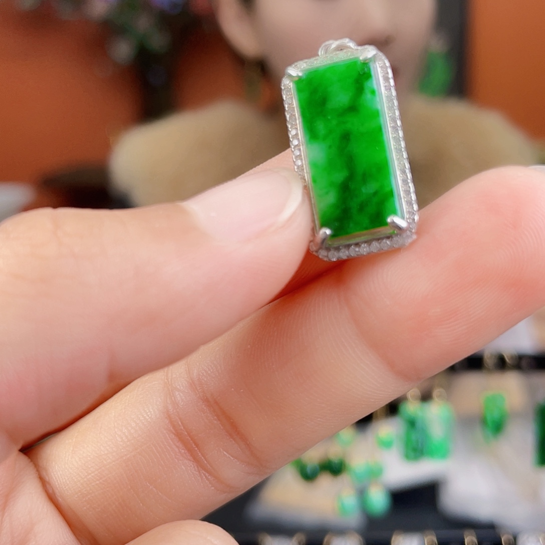 翡翠银S925镶嵌耳饰