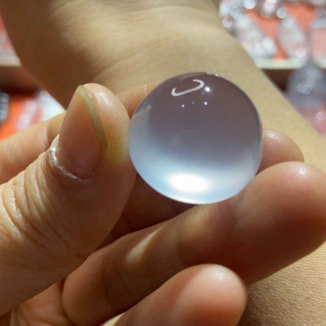 石英质玉未镶嵌颈饰