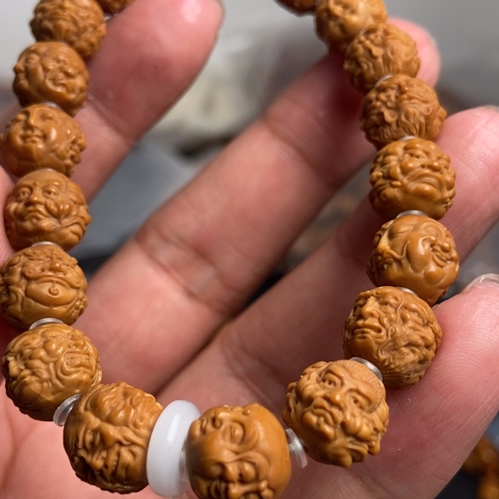 猴头核桃吊坠今天