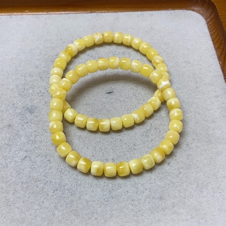 蜜蜡未镶嵌裸石多样性发货其一