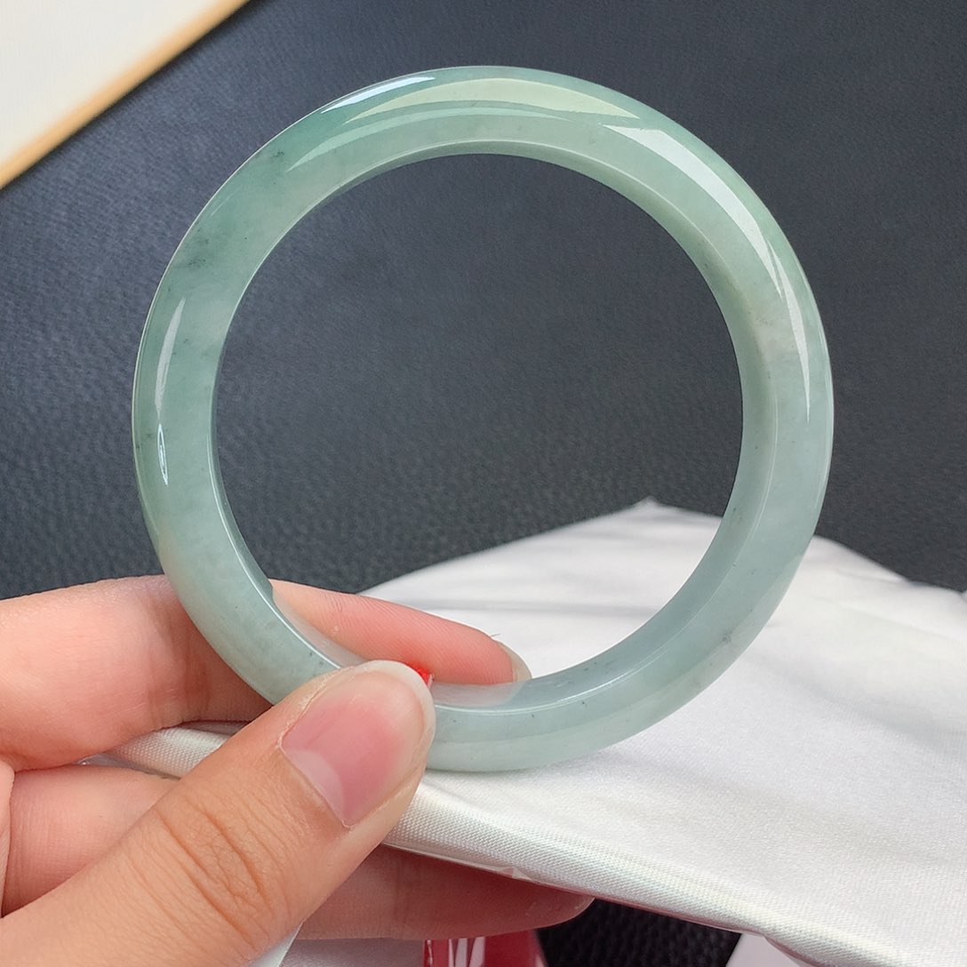 翡翠手镯未镶嵌60.7翡翠手镯41