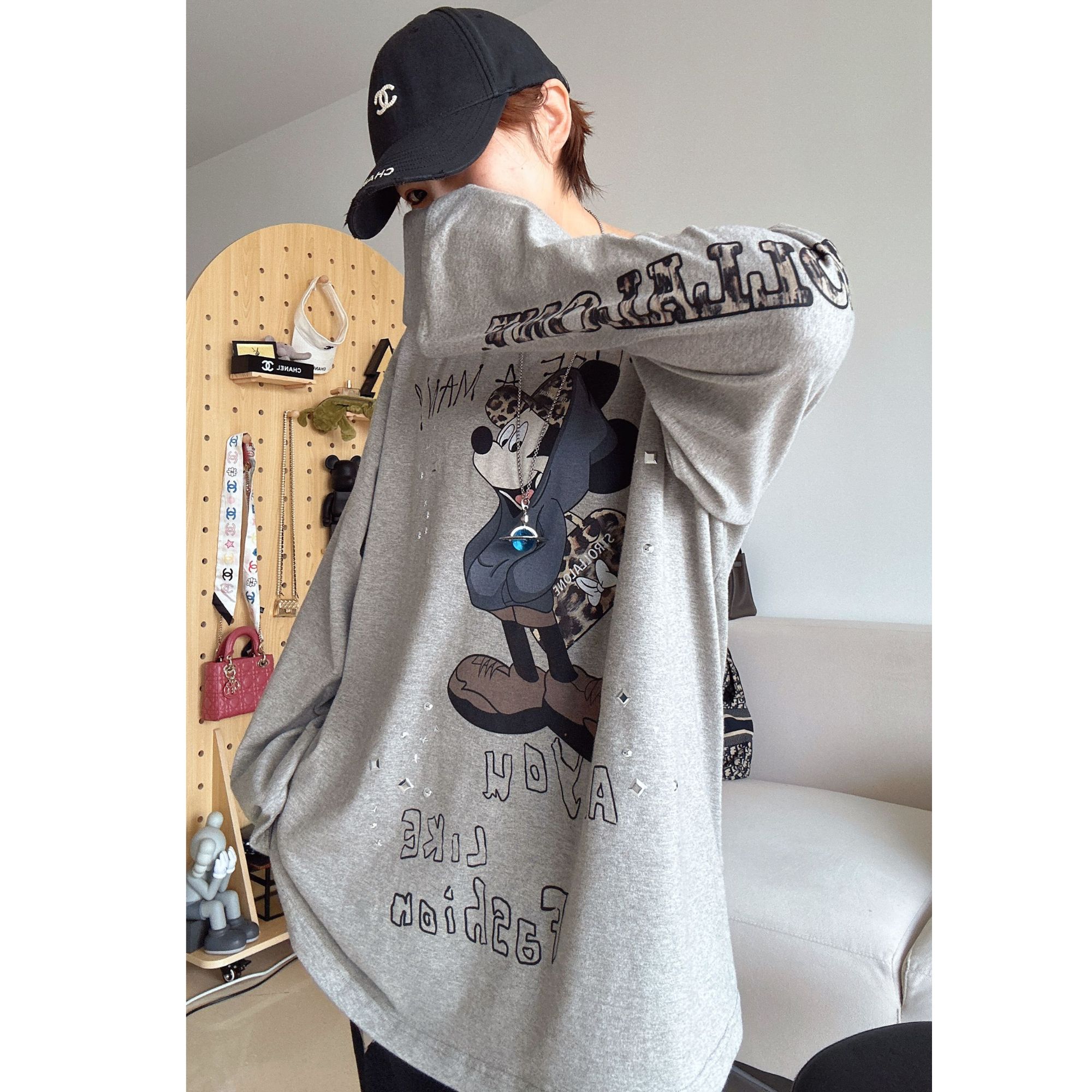 【影子】 米老鼠卡通套头休闲时尚百搭潮流宽松圆领长袖 T恤