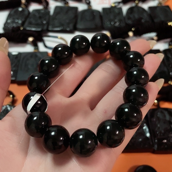 翡翠挂件未镶嵌钉*户