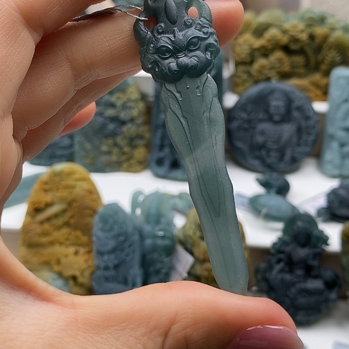 定制翡翠未镶嵌翡翠