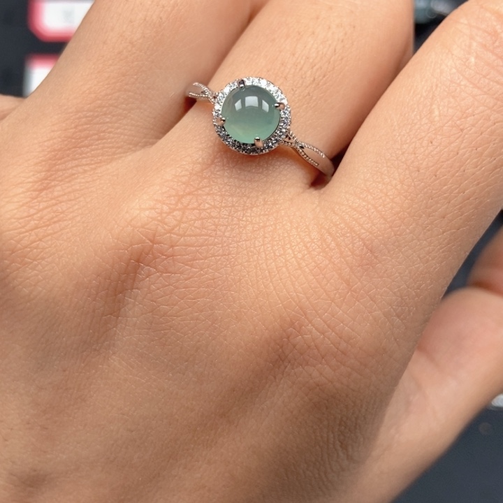 翡翠未镶嵌戒指戒指