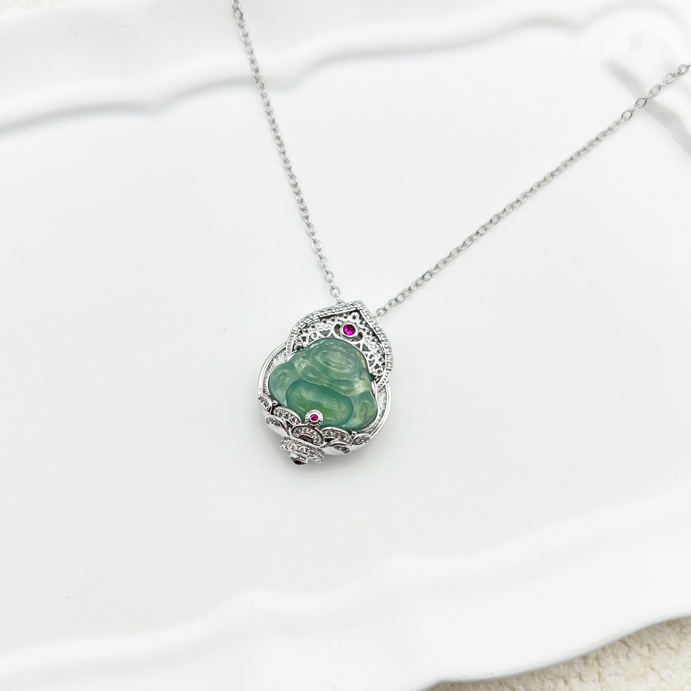 天然翡翠气质时尚精美百搭轻奢项链（16x12mm)~AJP2011