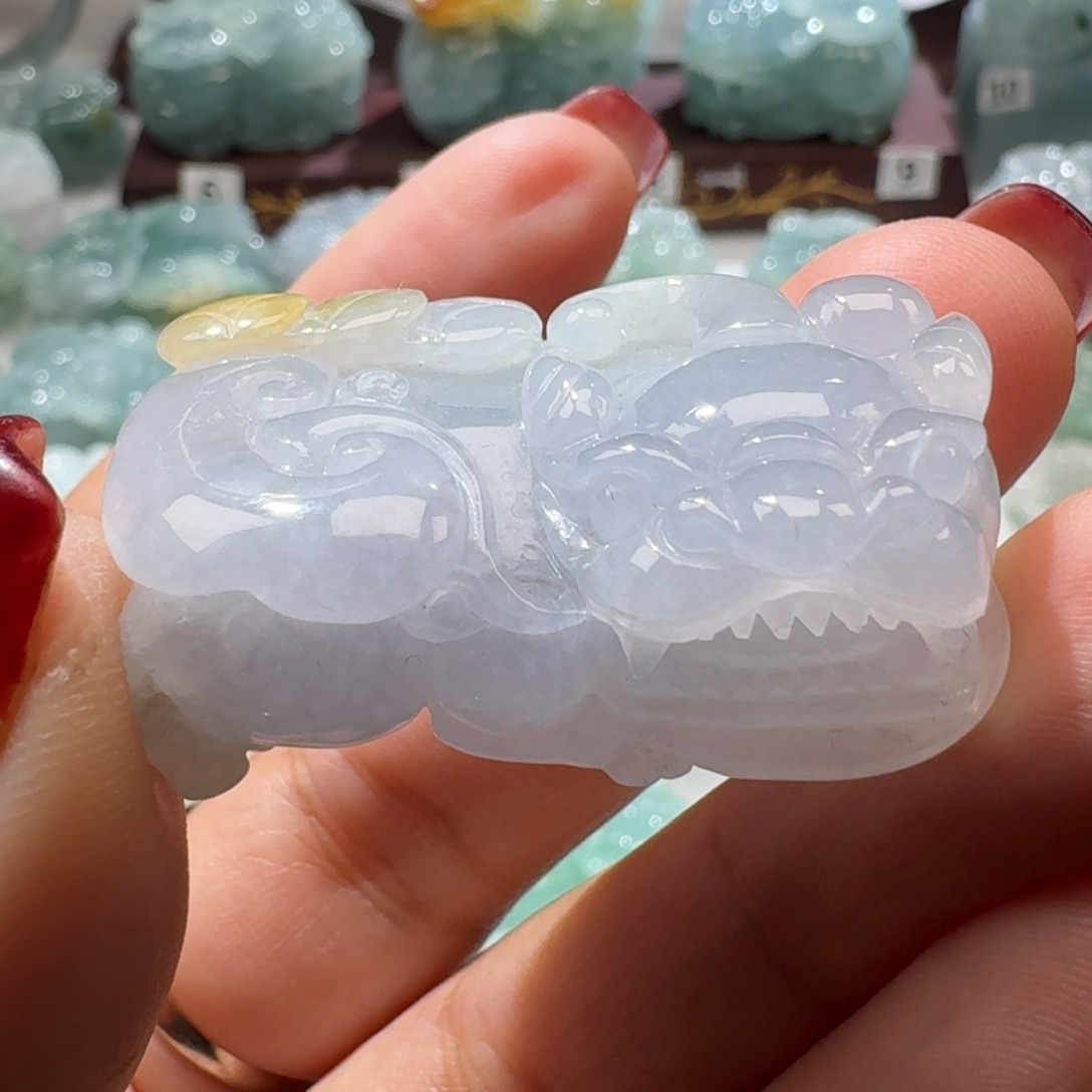 定制翡翠未镶嵌貔貅