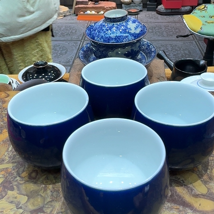 纪兰釉禅杯四个……