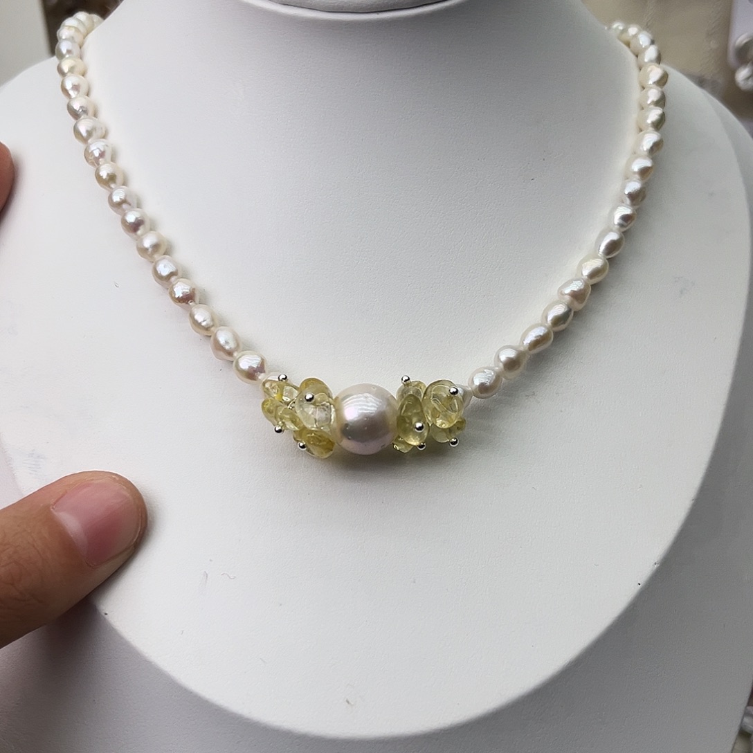 未镶嵌淡水珍珠颈饰