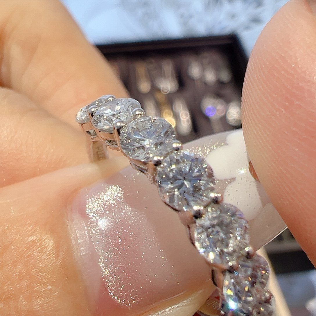 实验室培育钻石18K金镶嵌1.277ct