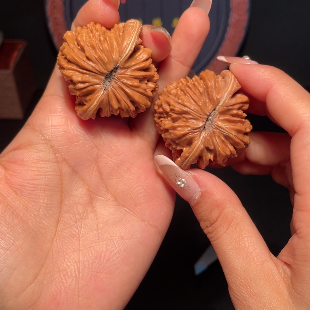 你***吗吊坠文玩核桃123456