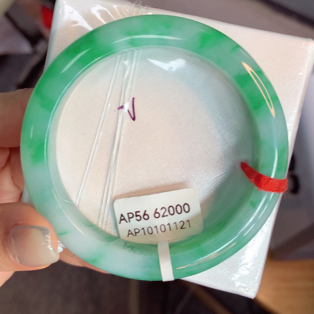 翡翠手镯未镶嵌56正10号88