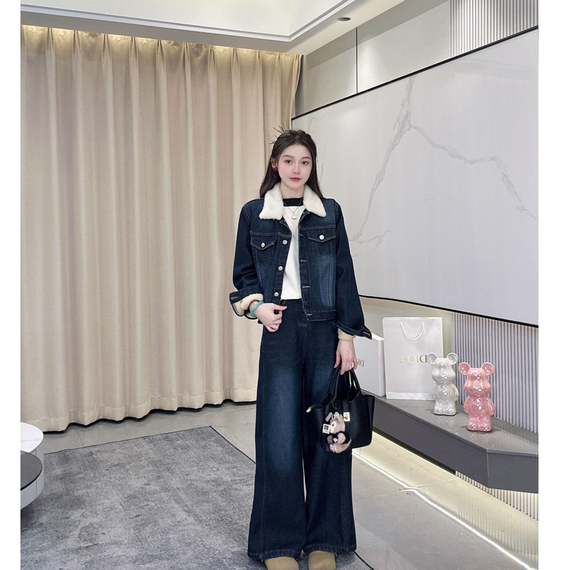 2025秋冬新款阔腿长裤+时尚洋气短款加绒加厚牛仔外套两件套装女