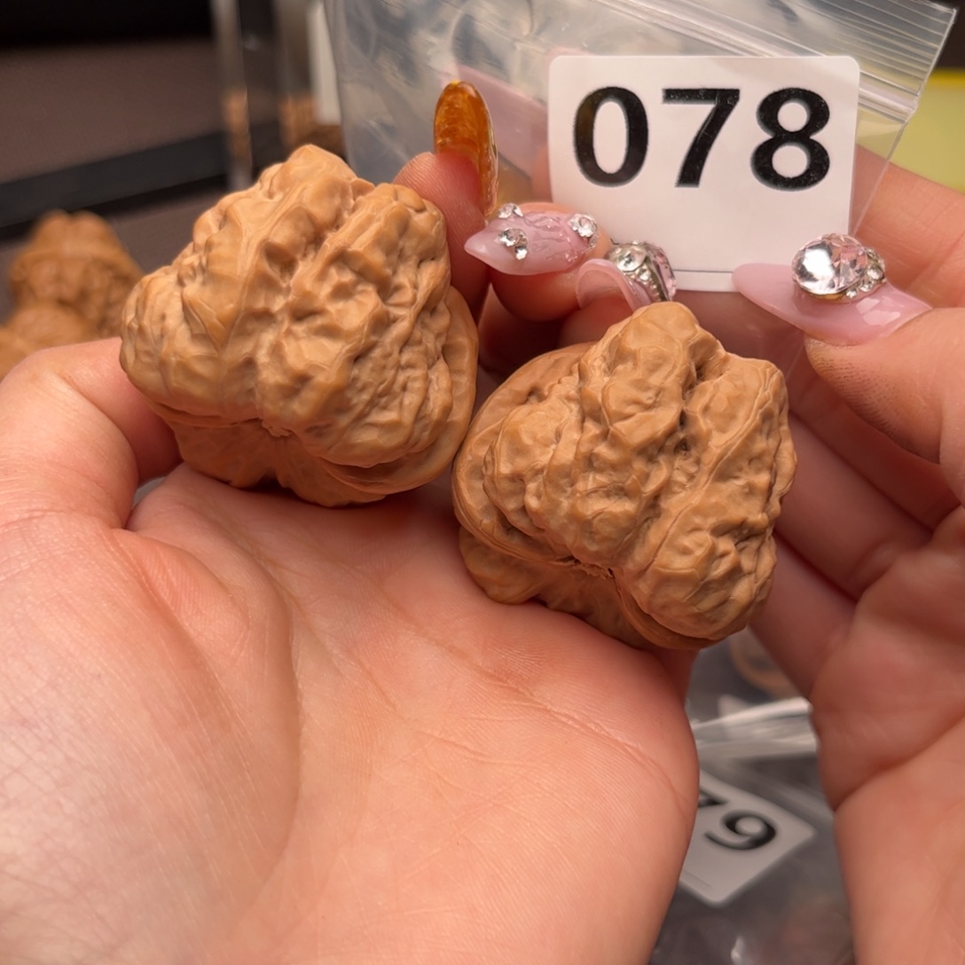 文玩核桃吊坠美****馆蛤蟆