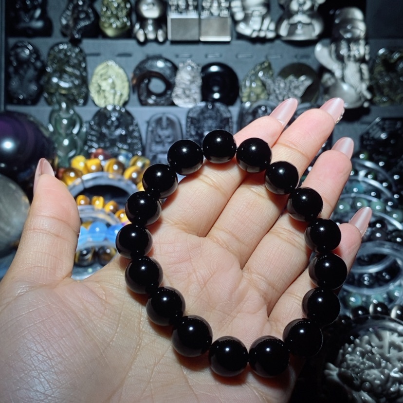 【闪购商品】黑曜岩未镶嵌手链卤****记