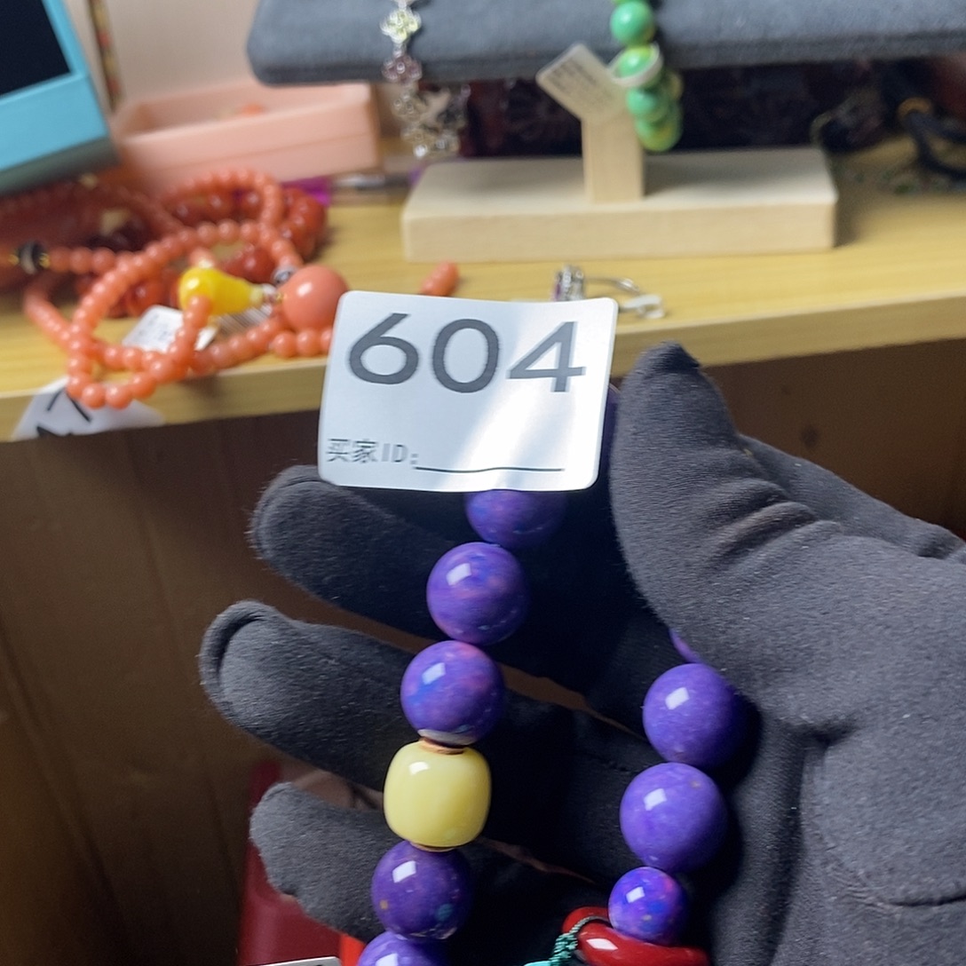 是***吖Dfghhjjjjjurrfbb604