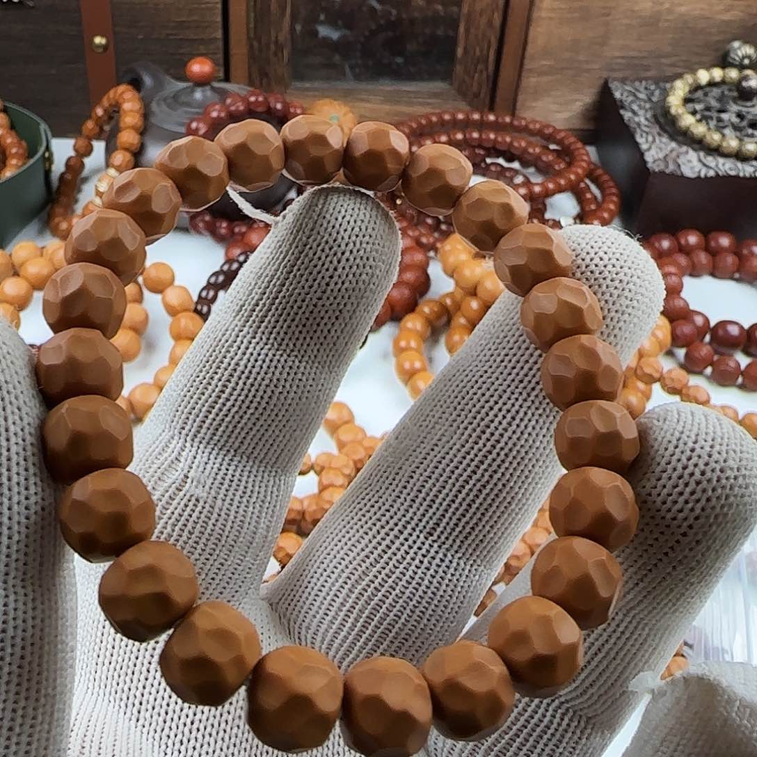 猴头核桃吊坠24/乱山无相10+