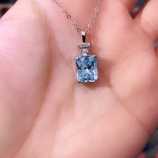 海蓝宝石吊坠(赠链)银S925镶嵌