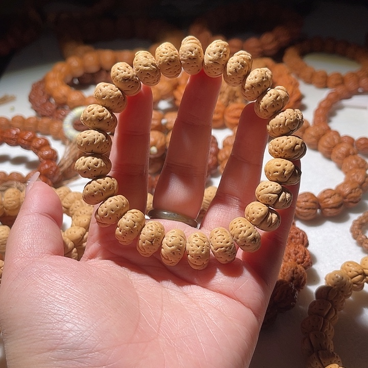 暴***坤手串文玩核桃蟠桃核