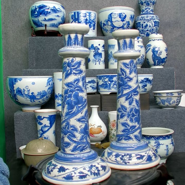 用***3烛台一对完整无缺