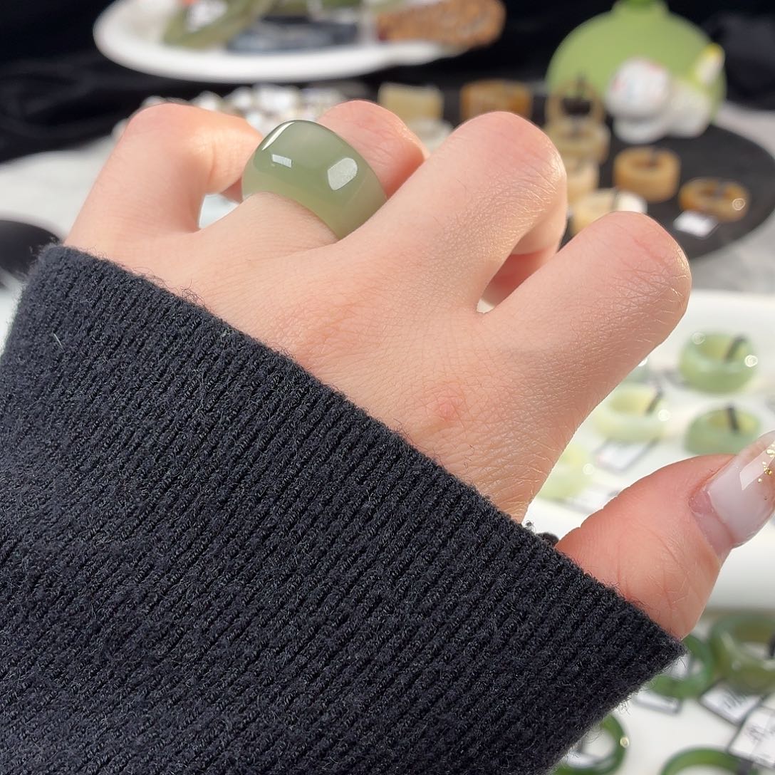 和田玉（糖玉）未镶嵌戒指S40湖水绿馒头16.7