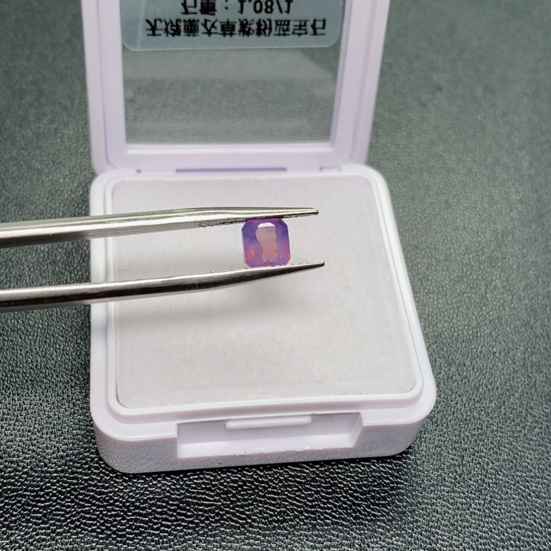 蓝宝石裸石未镶嵌1.08克拉无烧，大证