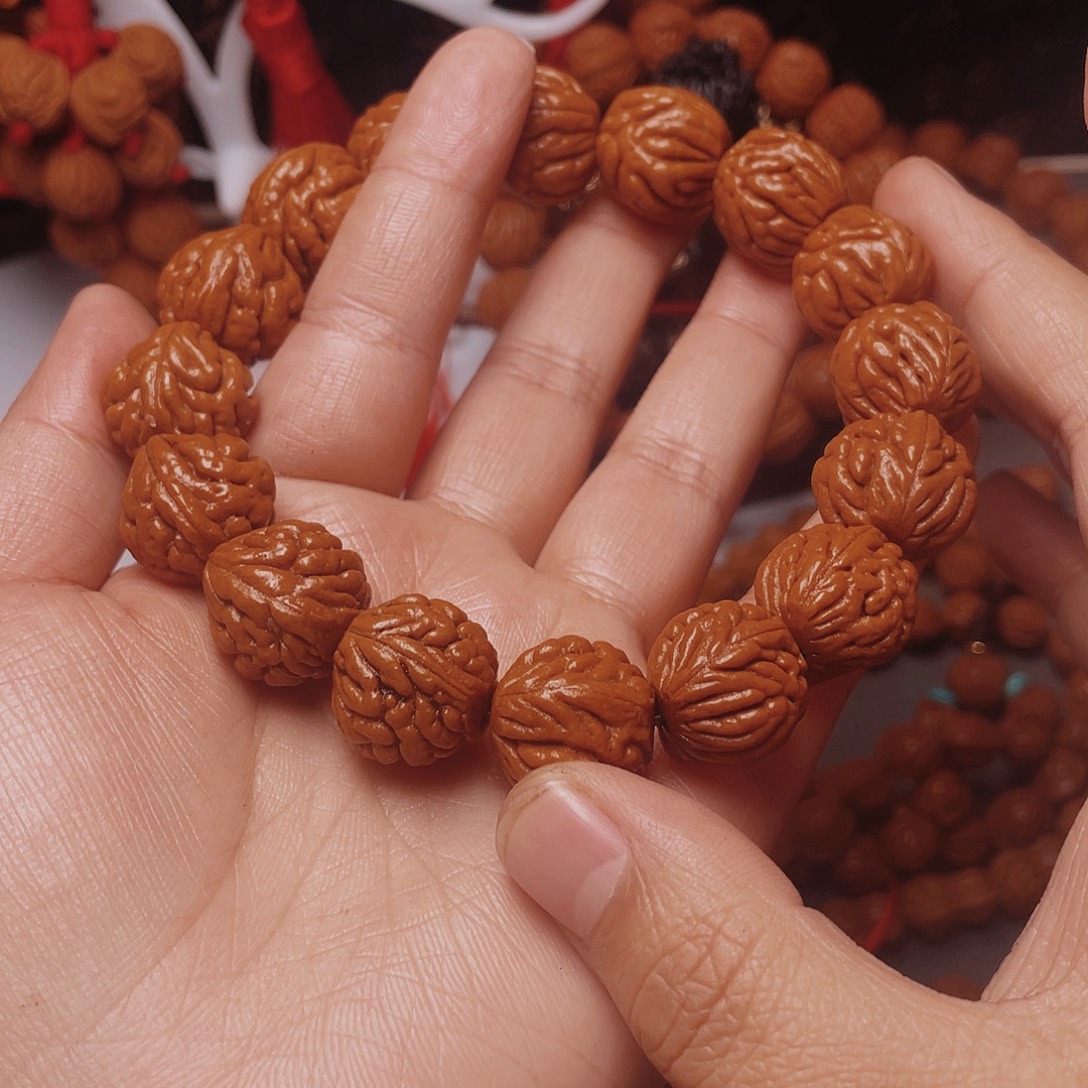 桃核吊坠龙纹桃枭