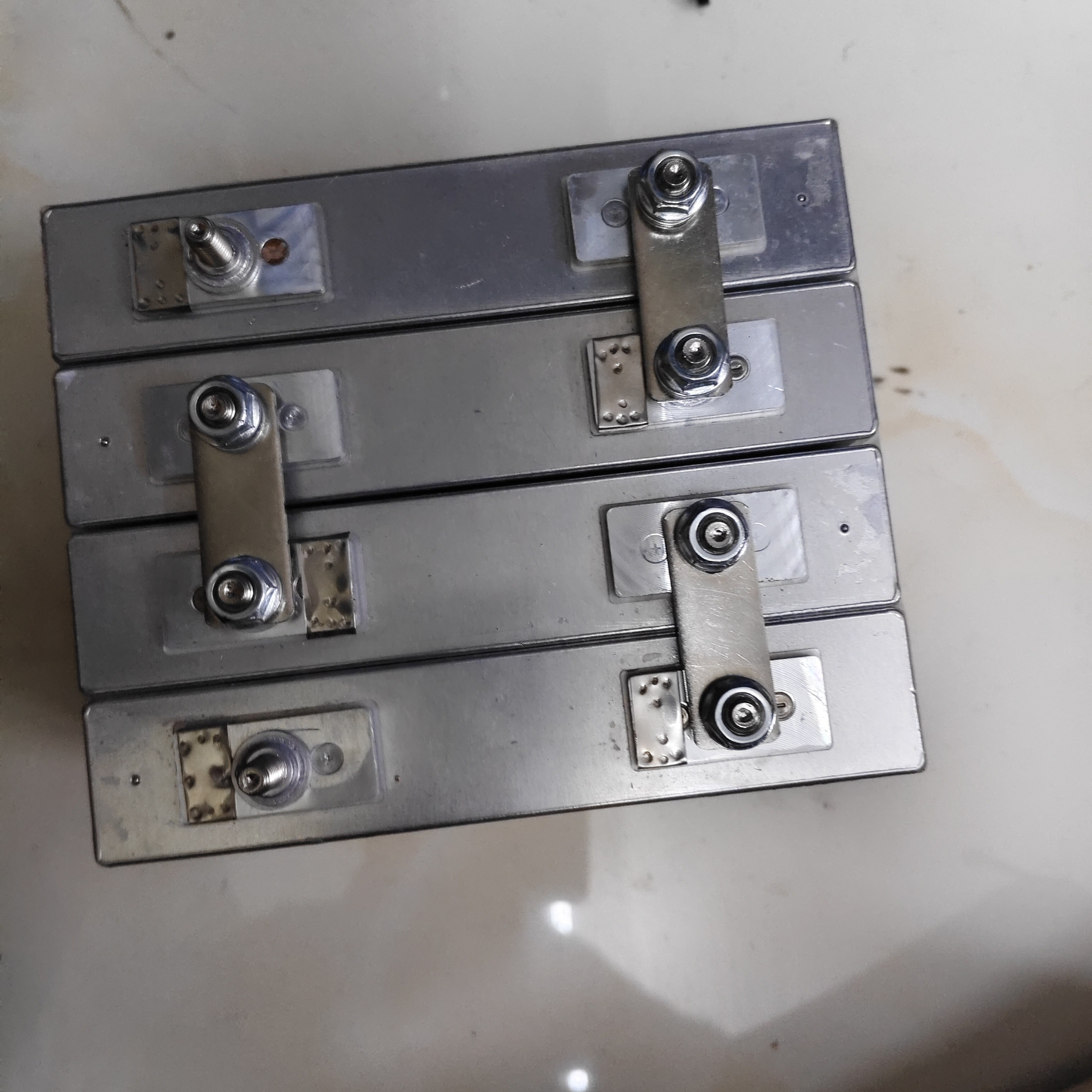 小鹏手搓12V50a电芯组