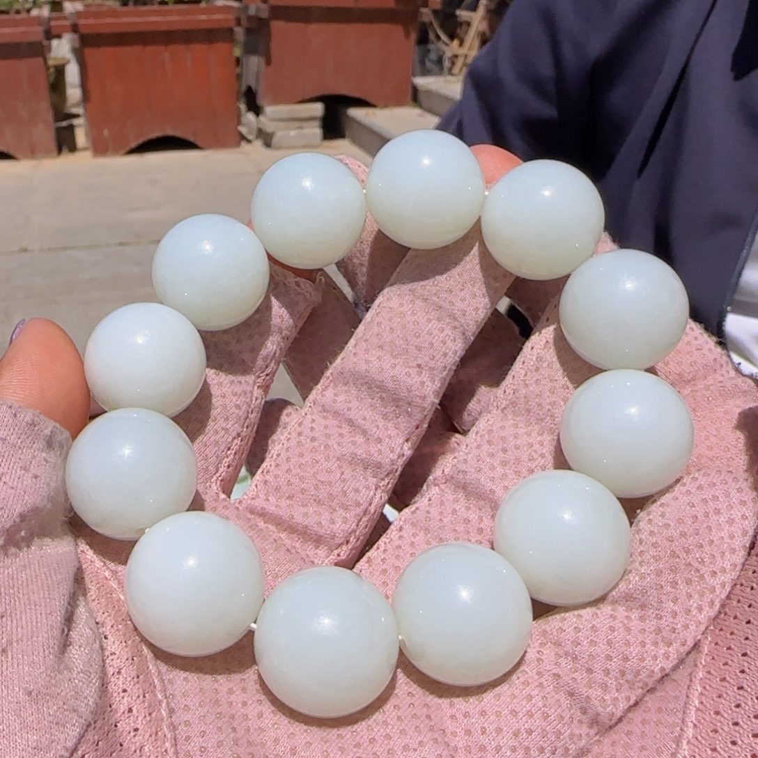 和田玉未镶嵌颈饰卡20