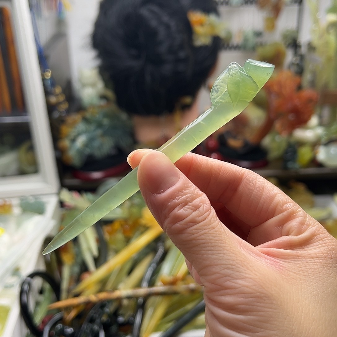 蛇纹石玉发饰合金