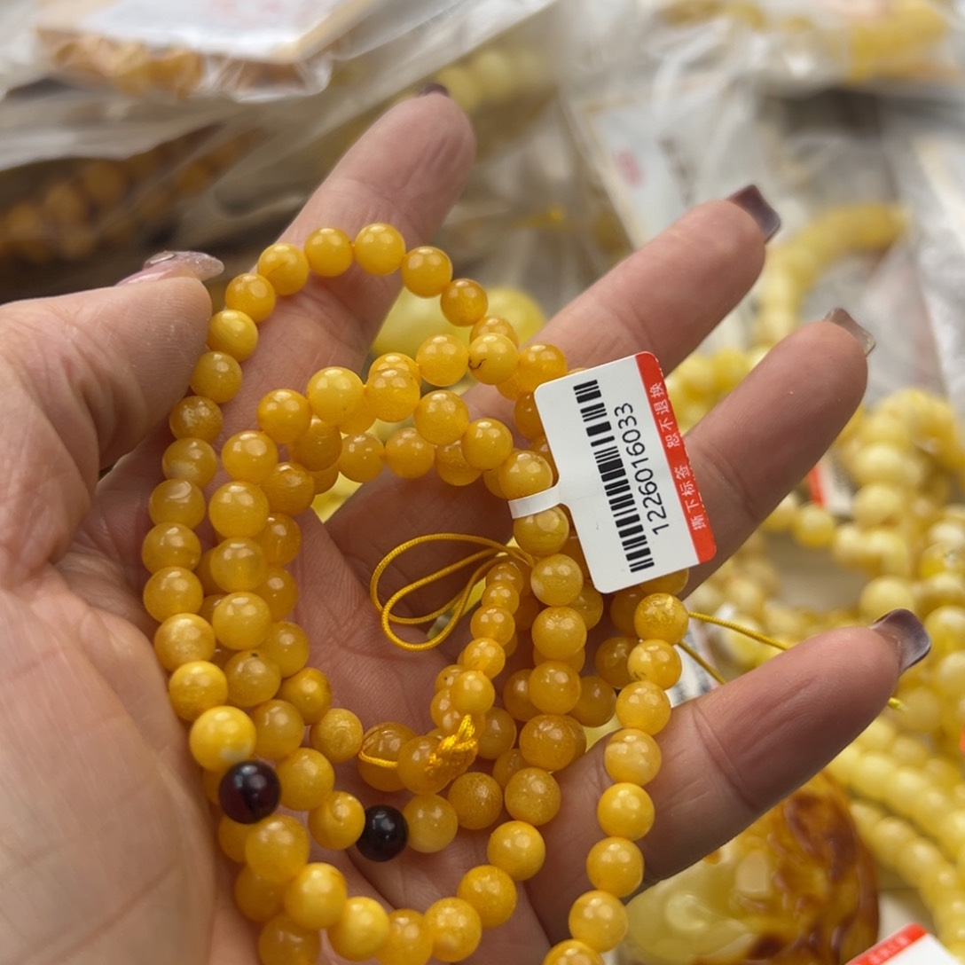 琥珀珠宝奇石未镶嵌