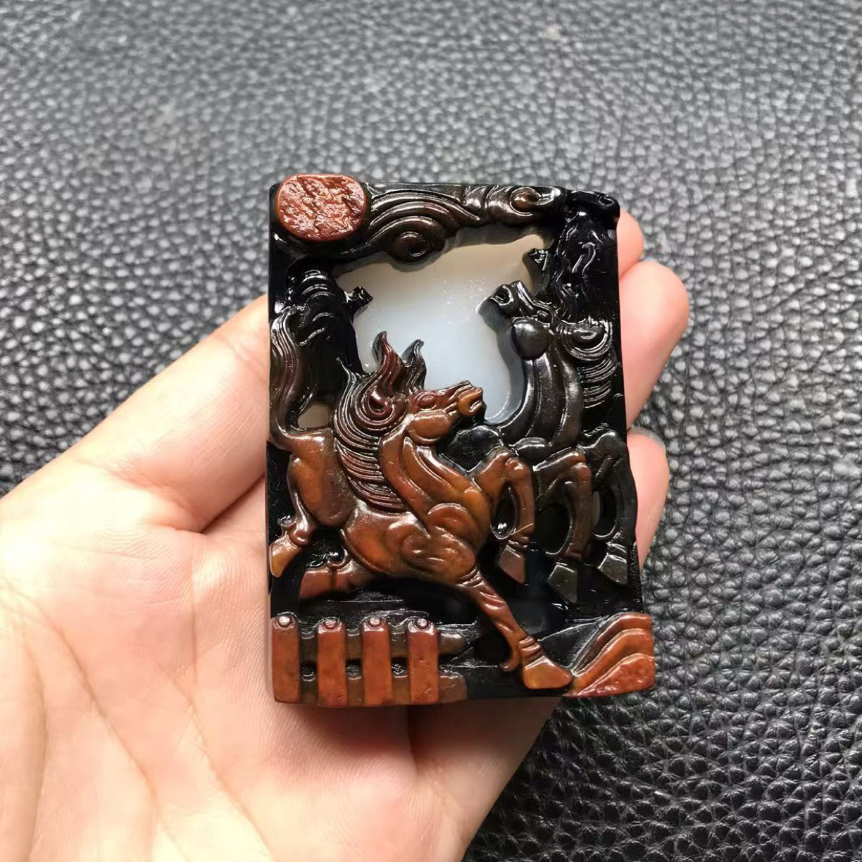 和田玉马牌，实物漂亮，
