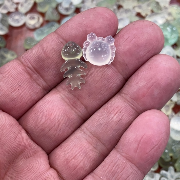 蛇纹石玉合金颈饰